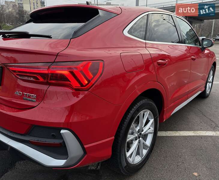 Внедорожник / Кроссовер Audi Q3 2021 в Киеве фото 12 Внедорожник / Кроссовер Audi Q3 2021 в Киеве