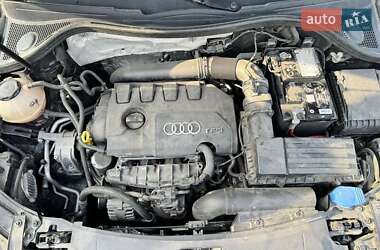 Внедорожник / Кроссовер Audi Q3 2017 в Львове