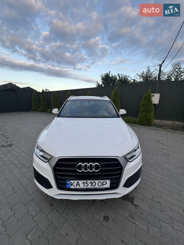 Внедорожник / Кроссовер Audi Q3 2018 в Владимире