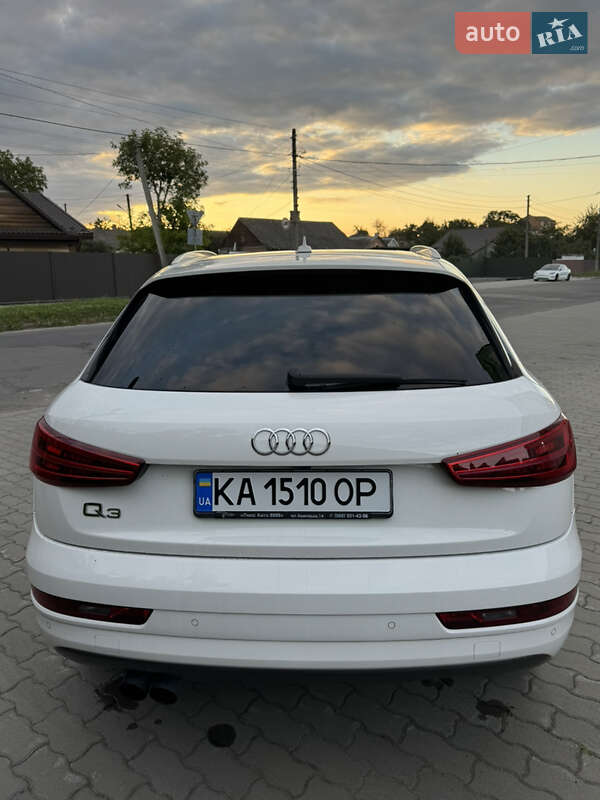 Внедорожник / Кроссовер Audi Q3 2018 в Владимире