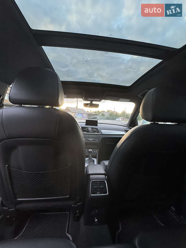 Внедорожник / Кроссовер Audi Q3 2018 в Владимире