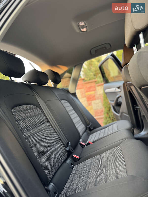 Позашляховик / Кросовер Audi Q3 2016 в Чернівцях фото 17 Позашляховик / Кросовер Audi Q3 2016 в Чернівцях