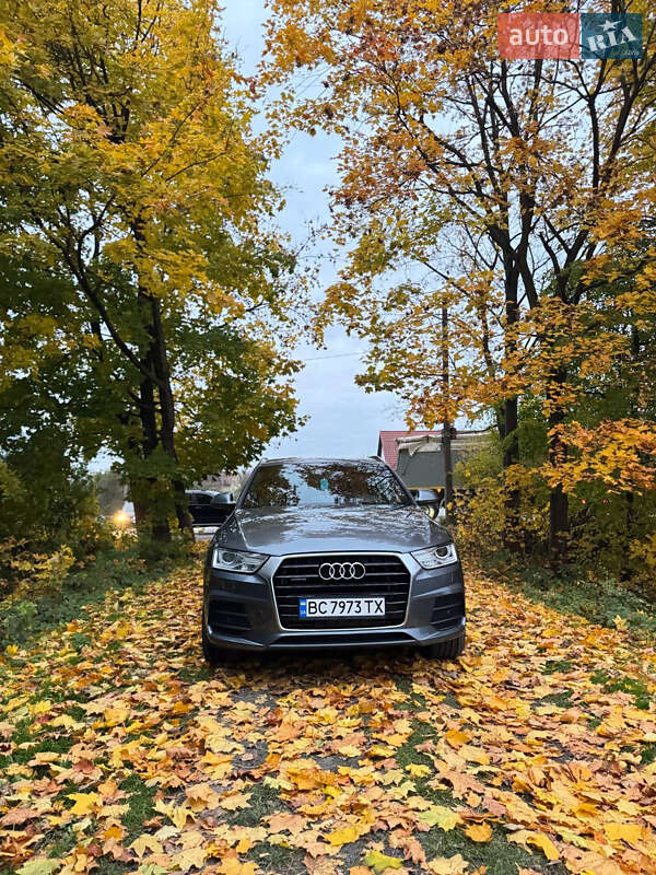 Внедорожник / Кроссовер Audi Q3 2015 в Самборе