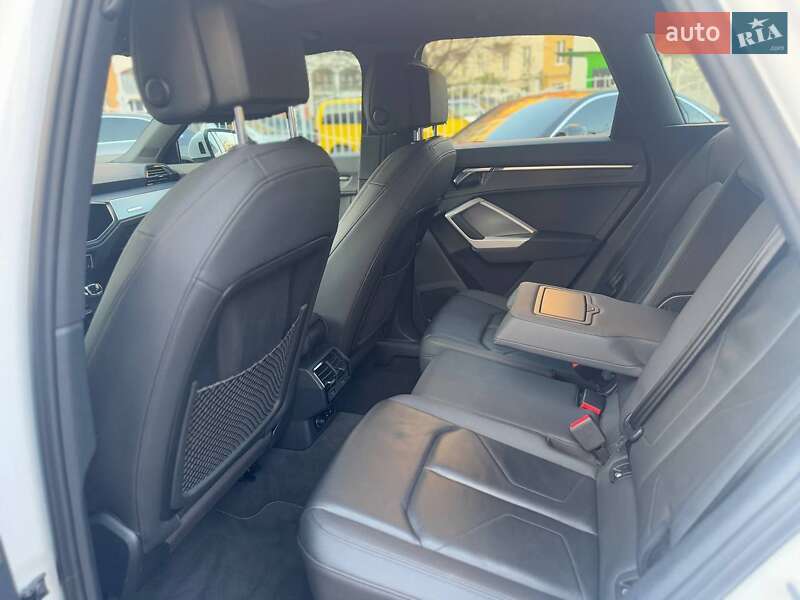 Внедорожник / Кроссовер Audi Q3 2020 в Одессе фото 18 Внедорожник / Кроссовер Audi Q3 2020 в Одессе