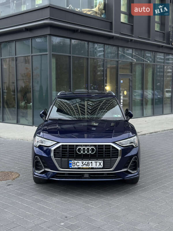Позашляховик / Кросовер Audi Q3 2020 в Львові