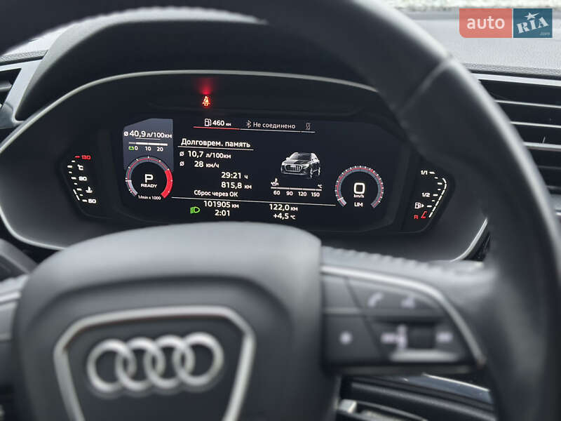 Внедорожник / Кроссовер Audi Q3 2020 в Киеве