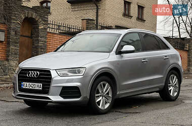 Внедорожник / Кроссовер Audi Q3 2017 в Киеве