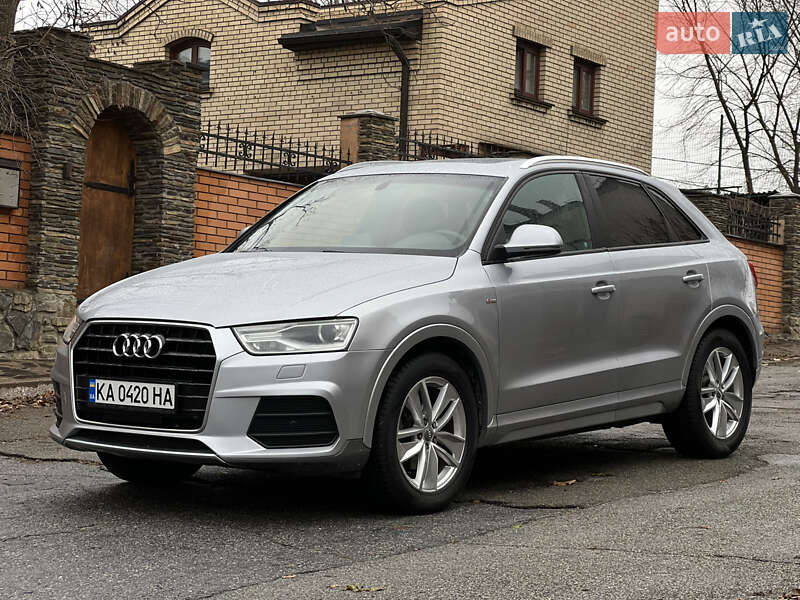 Внедорожник / Кроссовер Audi Q3 2017 в Киеве