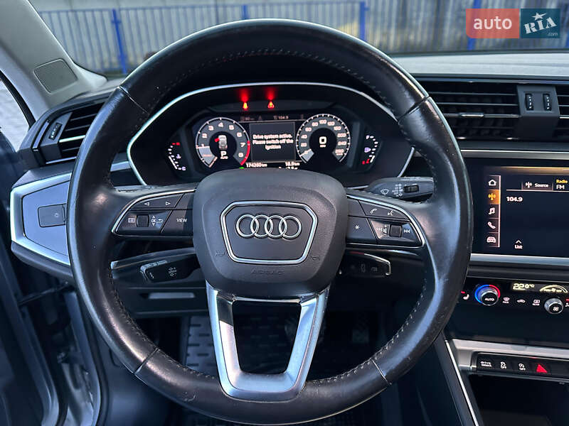 Внедорожник / Кроссовер Audi Q3 2020 в Тернополе