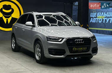 Позашляховик / Кросовер Audi Q3 2012 в Чернівцях
