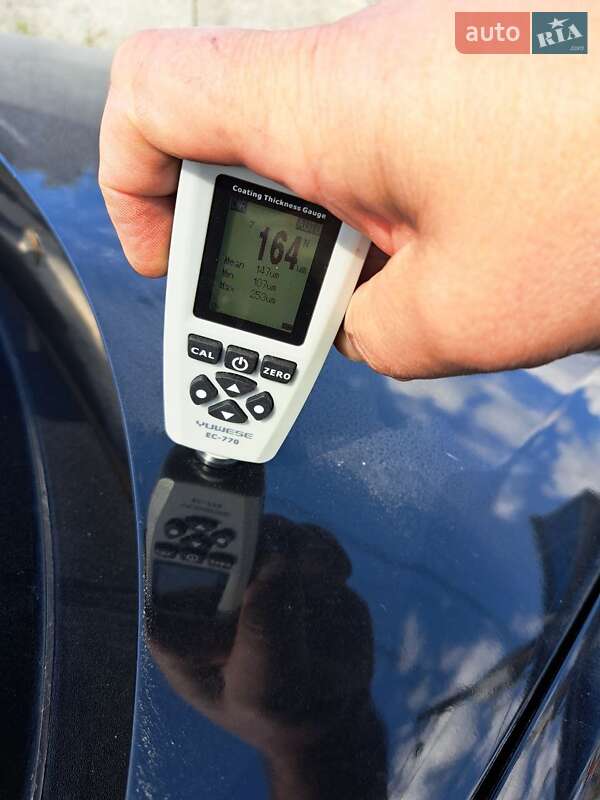 Внедорожник / Кроссовер Audi Q3 2021 в Киеве