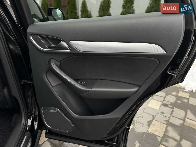 Внедорожник / Кроссовер Audi Q3 2016 в Дрогобыче