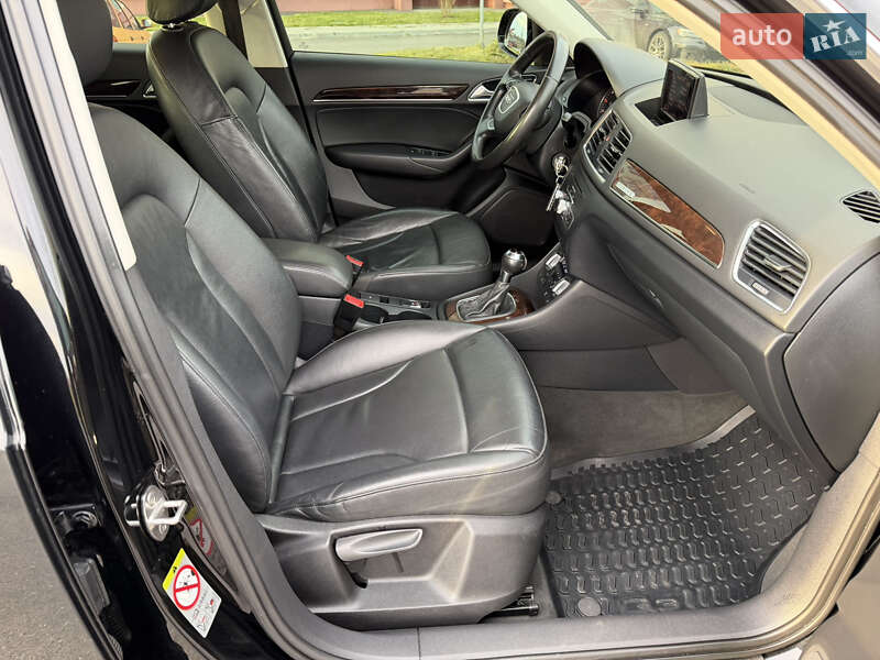 Позашляховик / Кросовер Audi Q3 2012 в Вінниці