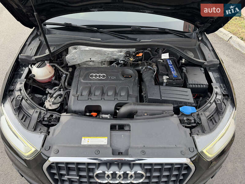 Позашляховик / Кросовер Audi Q3 2012 в Вінниці