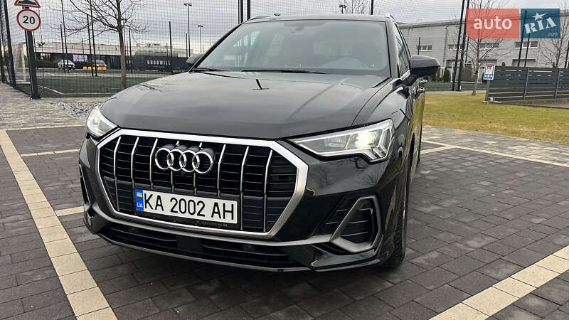 Позашляховик / Кросовер Audi Q3 2020 в Мукачевому