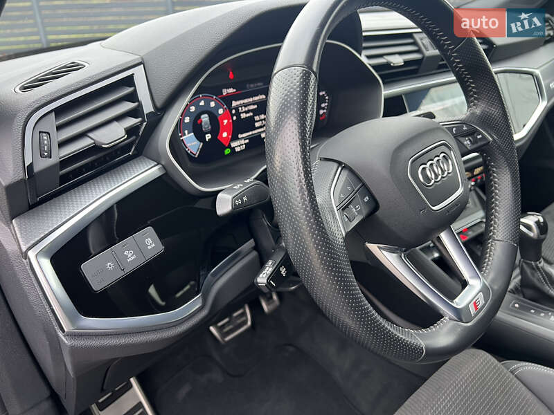 Позашляховик / Кросовер Audi Q3 2020 в Мукачевому