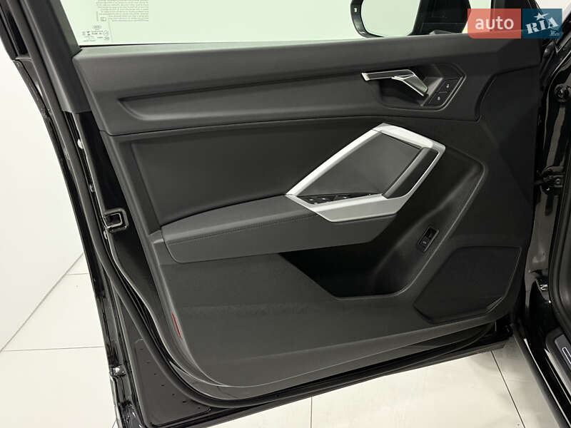 Внедорожник / Кроссовер Audi Q3 2023 в Одессе фото 33 Внедорожник / Кроссовер Audi Q3 2023 в Одессе
