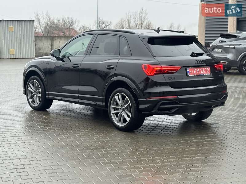 Внедорожник / Кроссовер Audi Q3 2024 в Киеве