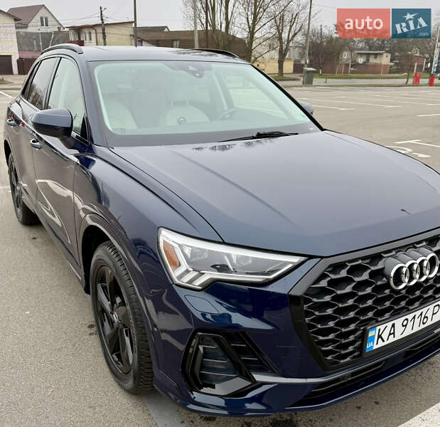 Позашляховик / Кросовер Audi Q3 2019 в Києві