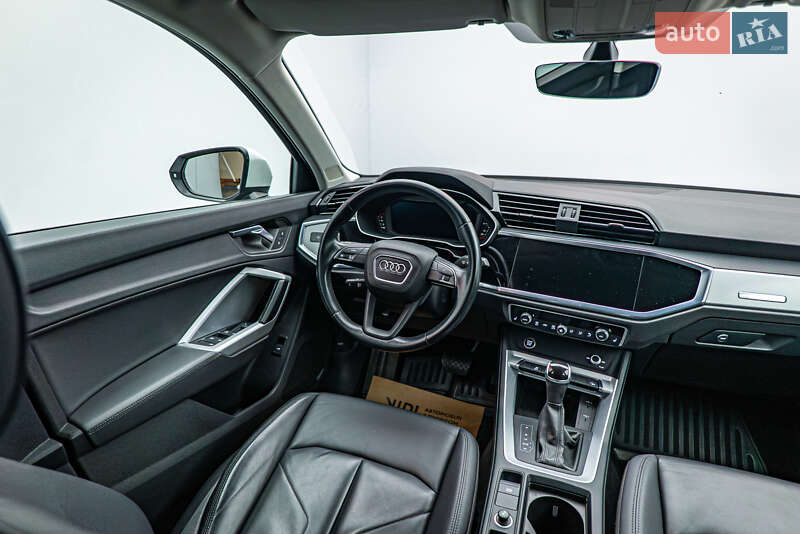 Внедорожник / Кроссовер Audi Q3 2021 в Киеве фото 12 Внедорожник / Кроссовер Audi Q3 2021 в Киеве