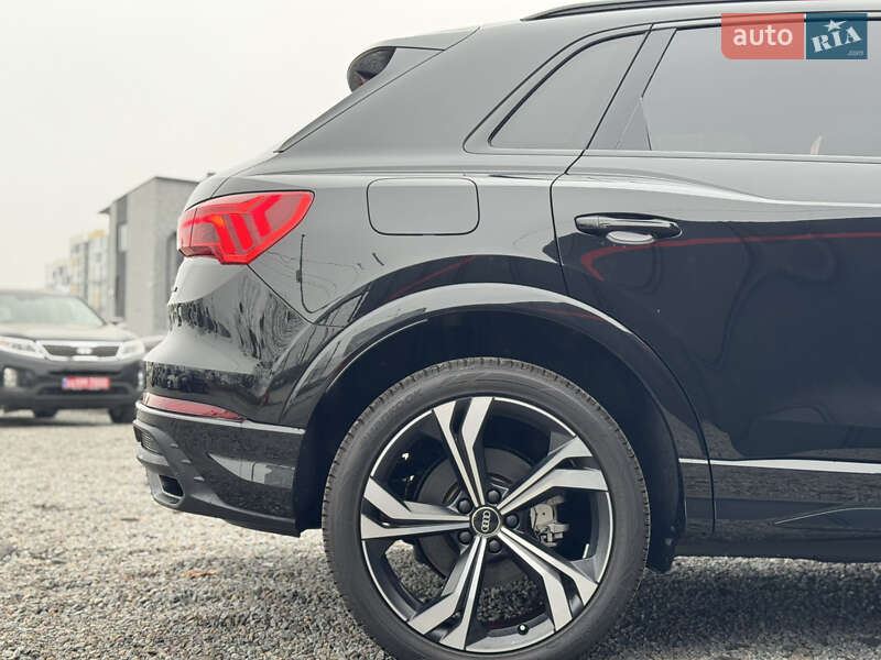 Внедорожник / Кроссовер Audi Q3 2022 в Луцке