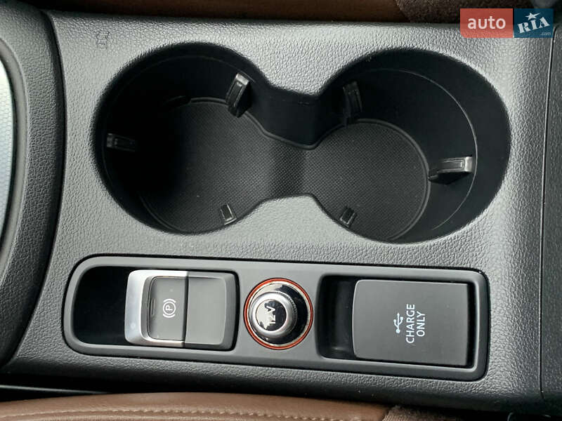 Внедорожник / Кроссовер Audi Q3 2016 в Ровно фото 39 Внедорожник / Кроссовер Audi Q3 2016 в Ровно