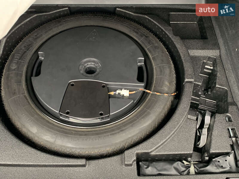 Внедорожник / Кроссовер Audi Q3 2016 в Ровно фото 57 Внедорожник / Кроссовер Audi Q3 2016 в Ровно