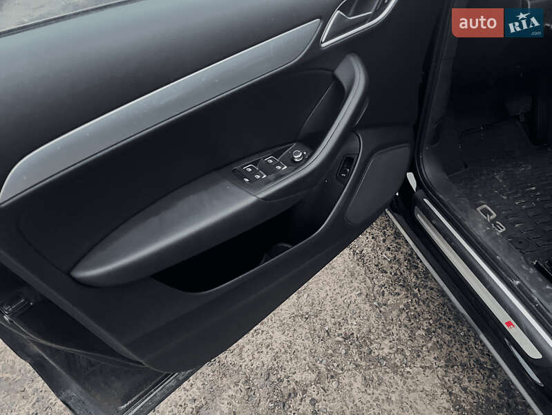 Позашляховик / Кросовер Audi Q3 2017 в Львові фото 15 Позашляховик / Кросовер Audi Q3 2017 в Львові