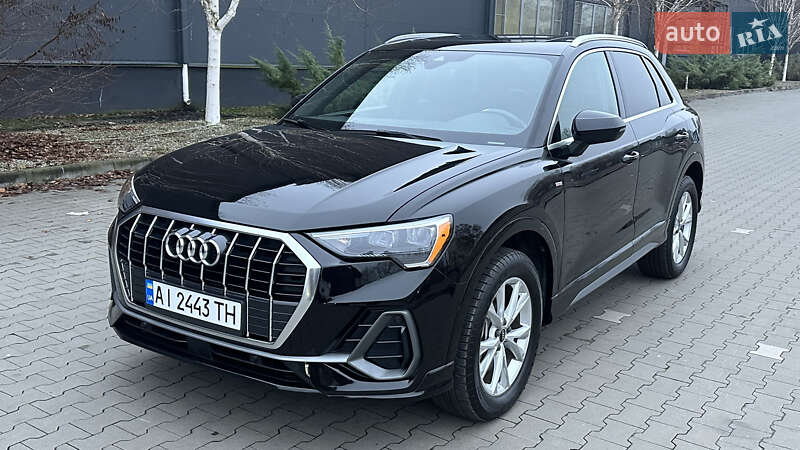 Внедорожник / Кроссовер Audi Q3 2020 в Киеве