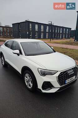 Позашляховик / Кросовер Audi Q3 2021 в Чернігові