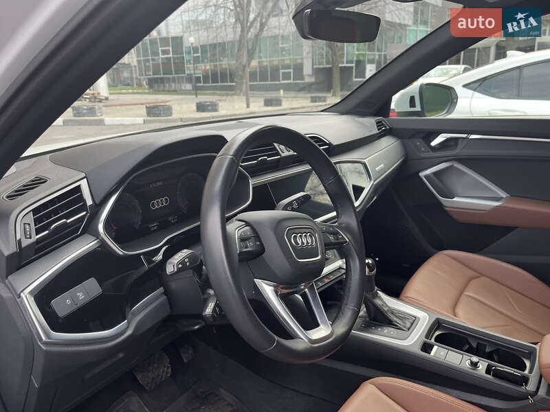 Позашляховик / Кросовер Audi Q3 2022 в Харкові фото 9 Позашляховик / Кросовер Audi Q3 2022 в Харкові
