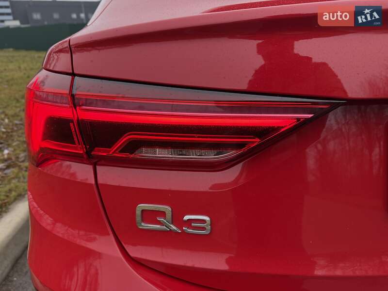 Внедорожник / Кроссовер Audi Q3 2021 в Киеве фото 17 Внедорожник / Кроссовер Audi Q3 2021 в Киеве