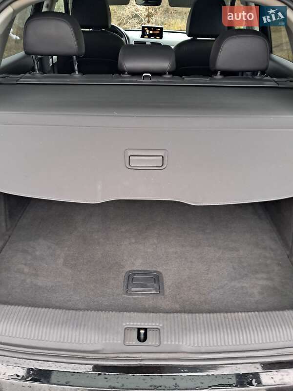 Позашляховик / Кросовер Audi Q3 2016 в Чернівцях