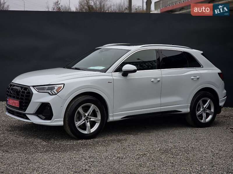 Внедорожник / Кроссовер Audi Q3 2019 в Тернополе
