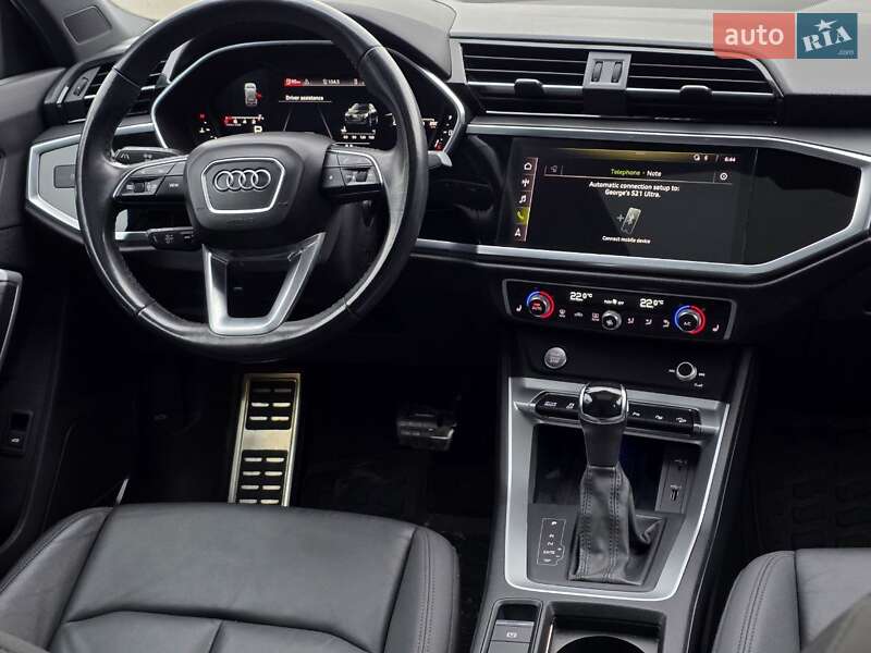 Внедорожник / Кроссовер Audi Q3 2019 в Тернополе