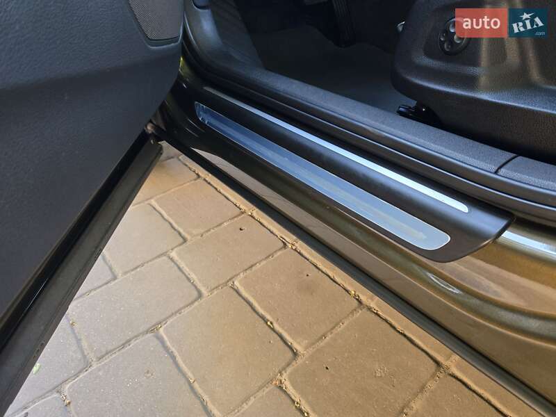 Внедорожник / Кроссовер Audi Q3 2012 в Каменском фото 19 Внедорожник / Кроссовер Audi Q3 2012 в Каменском