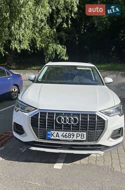 Внедорожник / Кроссовер Audi Q3 2021 в Ирпене