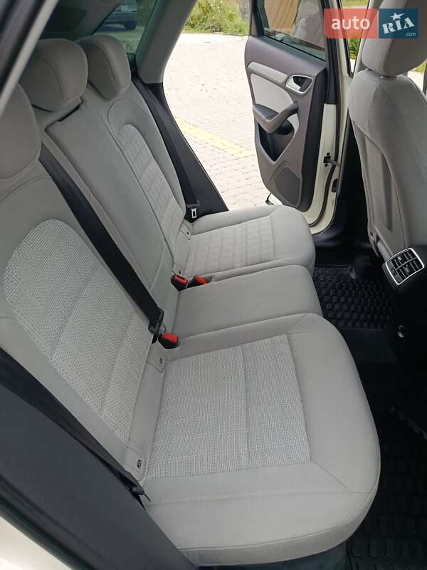 Внедорожник / Кроссовер Audi Q3 2012 в Коломые