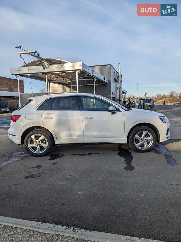Внедорожник / Кроссовер Audi Q3 2019 в Лубнах фото 3 Внедорожник / Кроссовер Audi Q3 2019 в Лубнах