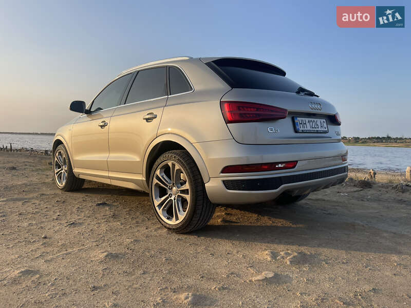 Внедорожник / Кроссовер Audi Q3 2016 в Одессе