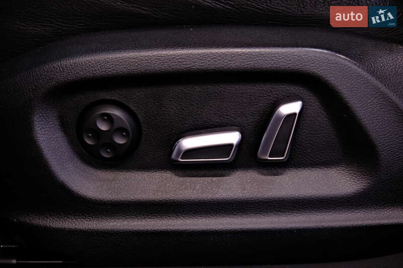 Внедорожник / Кроссовер Audi Q3 2015 в Одессе фото 19 Внедорожник / Кроссовер Audi Q3 2015 в Одессе