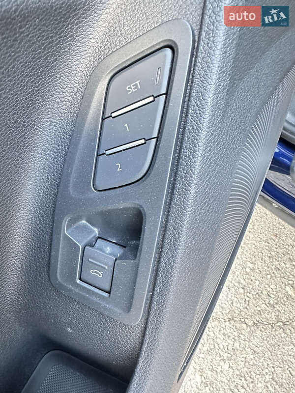 Внедорожник / Кроссовер Audi Q3 2024 в Белой Церкви