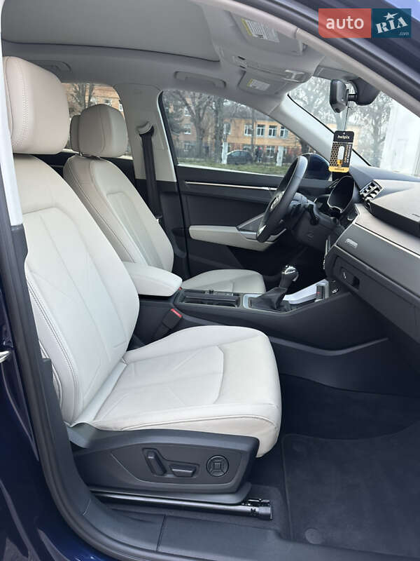 Внедорожник / Кроссовер Audi Q3 2024 в Белой Церкви