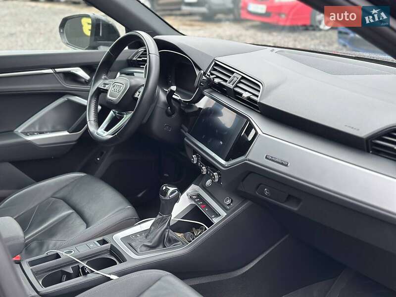 Внедорожник / Кроссовер Audi Q3 2020 в Виннице фото 10 Внедорожник / Кроссовер Audi Q3 2020 в Виннице
