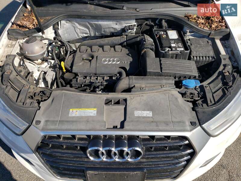 Внедорожник / Кроссовер Audi Q3 2016 в Полтаве