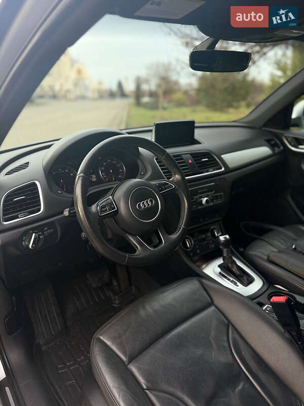 Внедорожник / Кроссовер Audi Q3 2018 в Львове