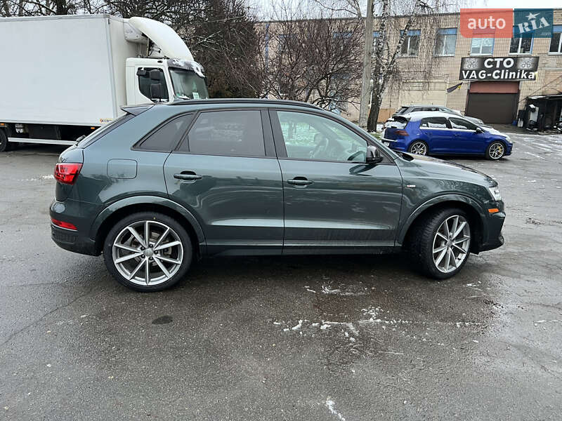 Внедорожник / Кроссовер Audi Q3 2018 в Киеве