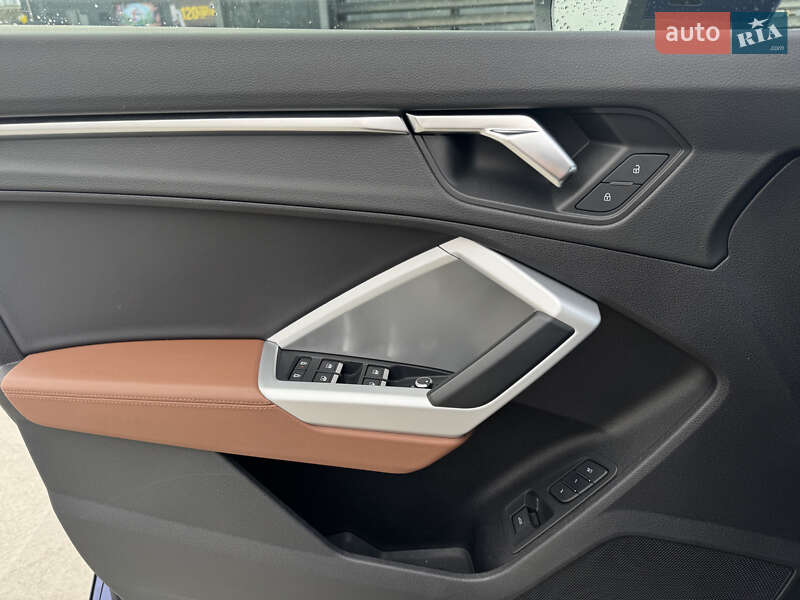 Внедорожник / Кроссовер Audi Q3 2021 в Киеве фото 25 Внедорожник / Кроссовер Audi Q3 2021 в Киеве
