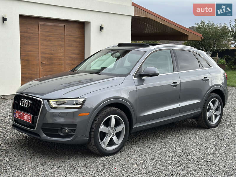 Внедорожник / Кроссовер Audi Q3 2014 в Ужгороде