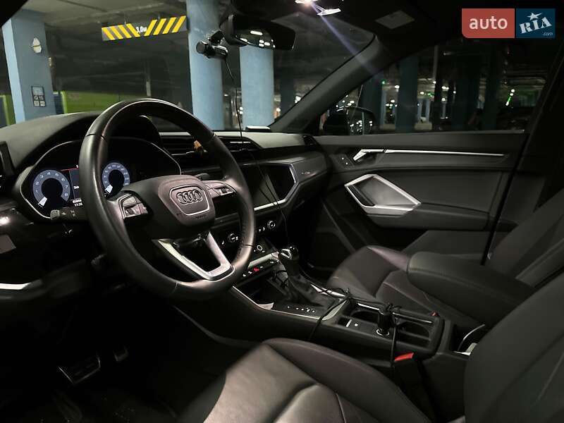 Внедорожник / Кроссовер Audi Q3 2021 в Киеве фото 6 Внедорожник / Кроссовер Audi Q3 2021 в Киеве